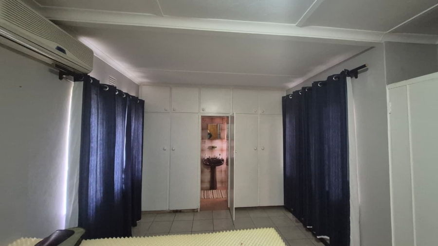 3 Bedroom Property for Sale in Meiringspark Western Cape